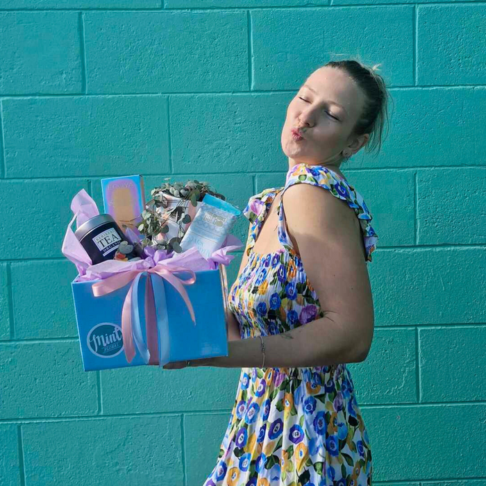 Hearts & Kisses Gift Box