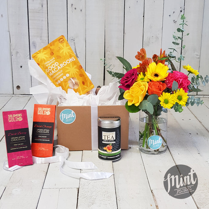 Summer Celebration Gift Box