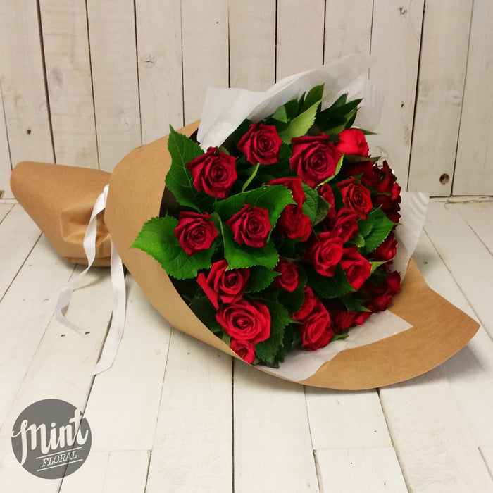 VALENTINES DAY FLOWERS - PREMIUM NZ GROWN RED ROSES