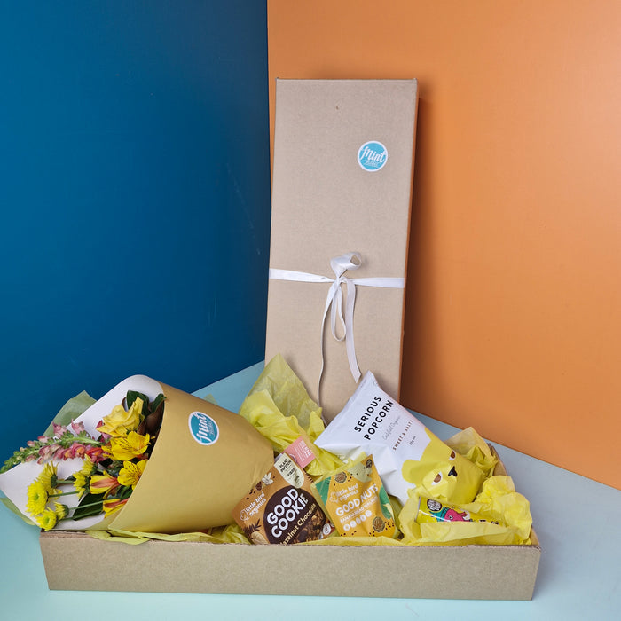 Sunshine Yellow Floral Gift Box (Designed for Nationwide Delivery)