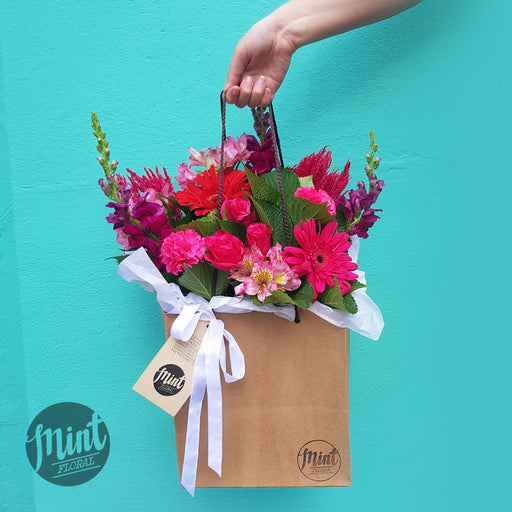 VALENTINES | Florist Wild Card Bouquet Bag - Let her do her thing!