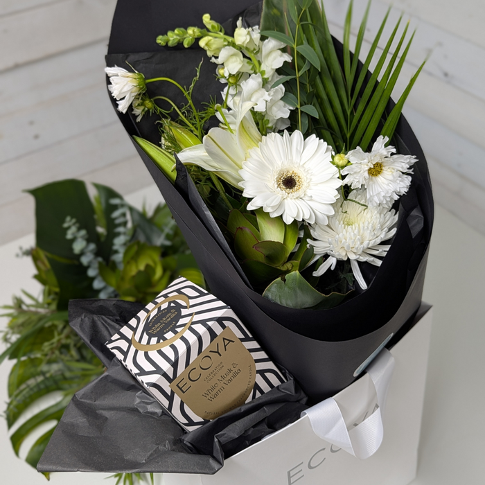 Simplistic Elegance Gift Bag - LIMITED EDITION