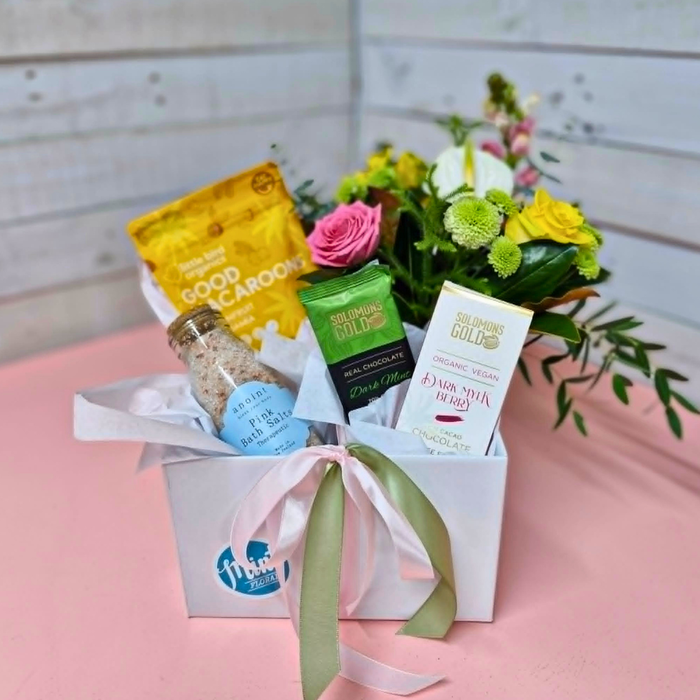 'MUM MAGIC' Gift Box | MOTHERS DAY 2026