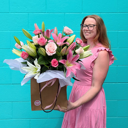'PRETTY IN PINK' Fresh Floral Bouquet Bag | NOT AVAILABLE MOTHERS DAY WEEKEND