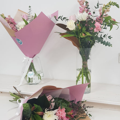 WRAPPED FRESH FLORAL BOUQUET WORKSHOP | Friday 3rd June 2022 | 6pm - 7pm